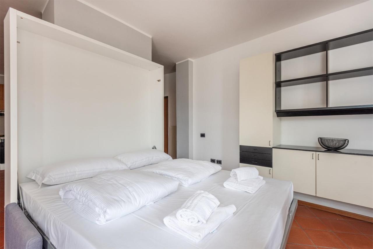 Casa La Torre, The View On The Lake Riva del Garda Exteriör bild